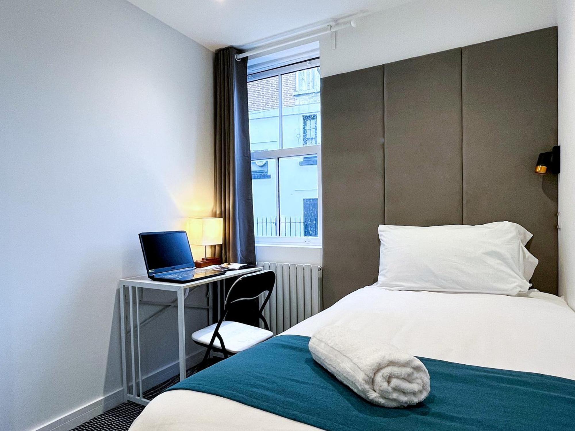 Atis The Park Inn Dover Ngoại thất bức ảnh