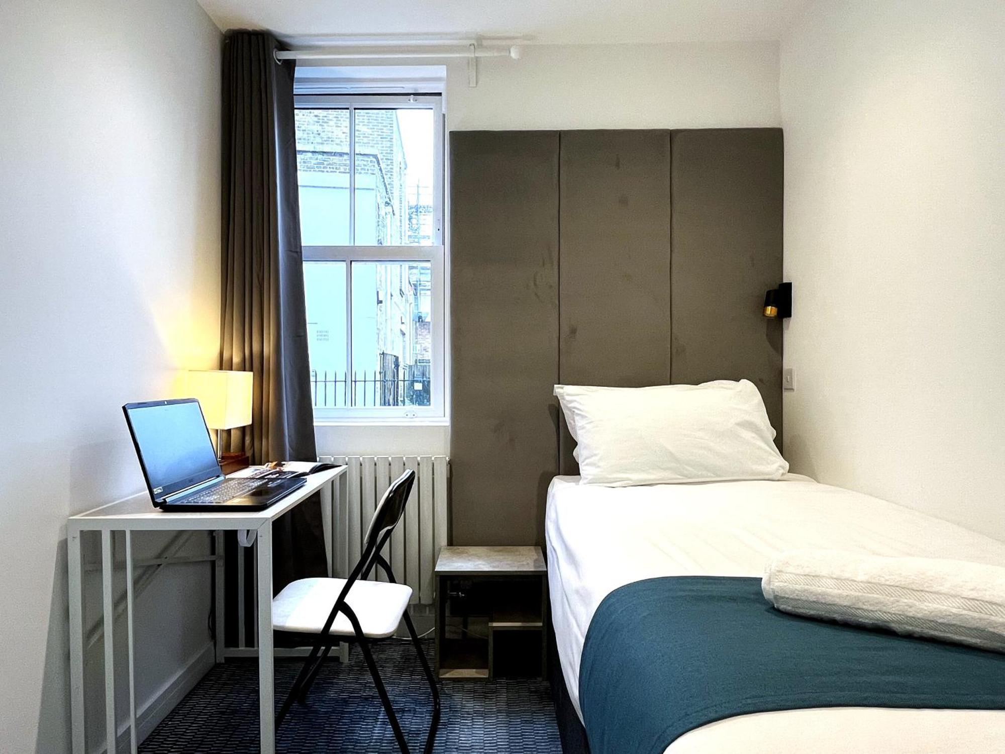 Atis The Park Inn Dover Ngoại thất bức ảnh