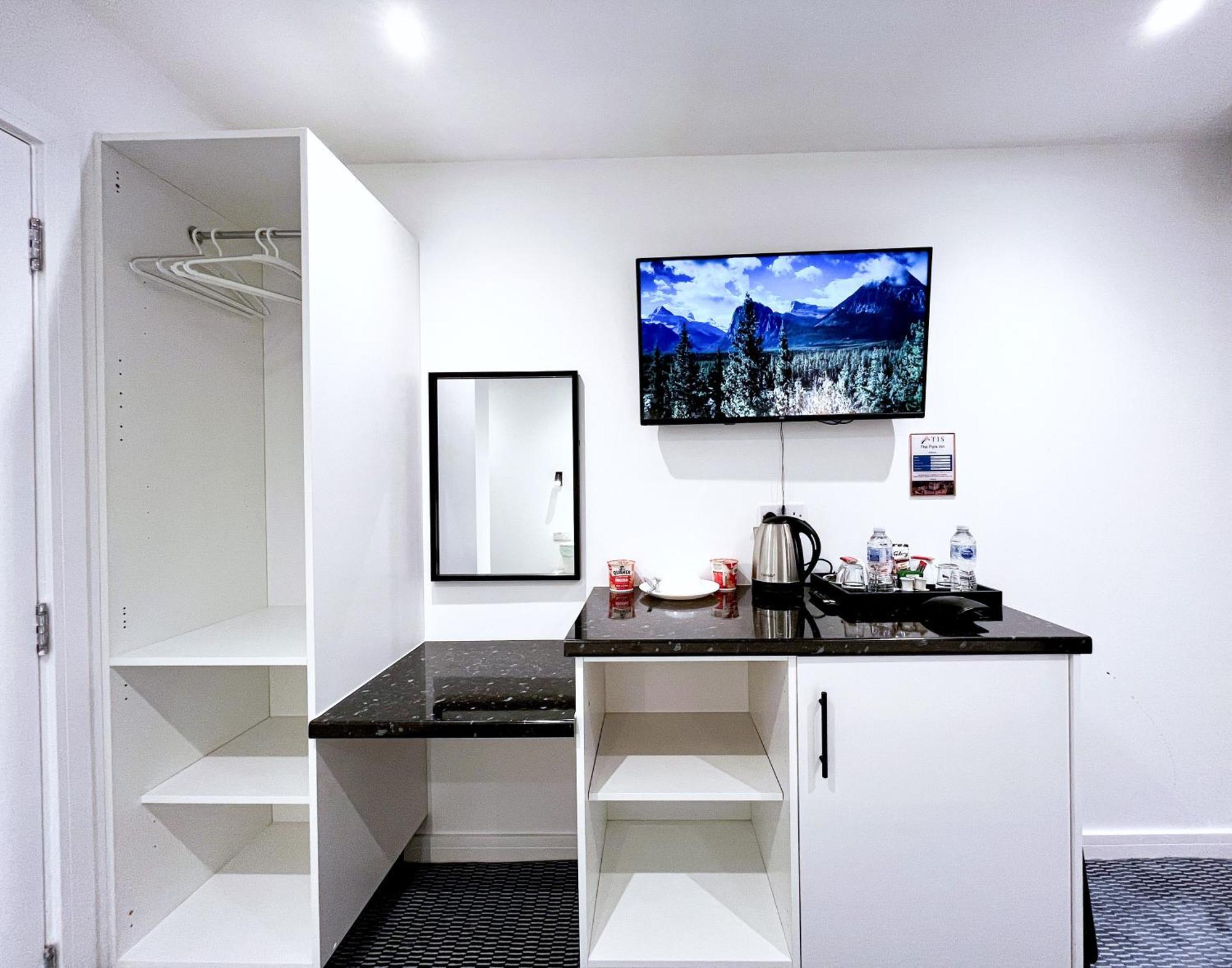 Atis The Park Inn Dover Ngoại thất bức ảnh