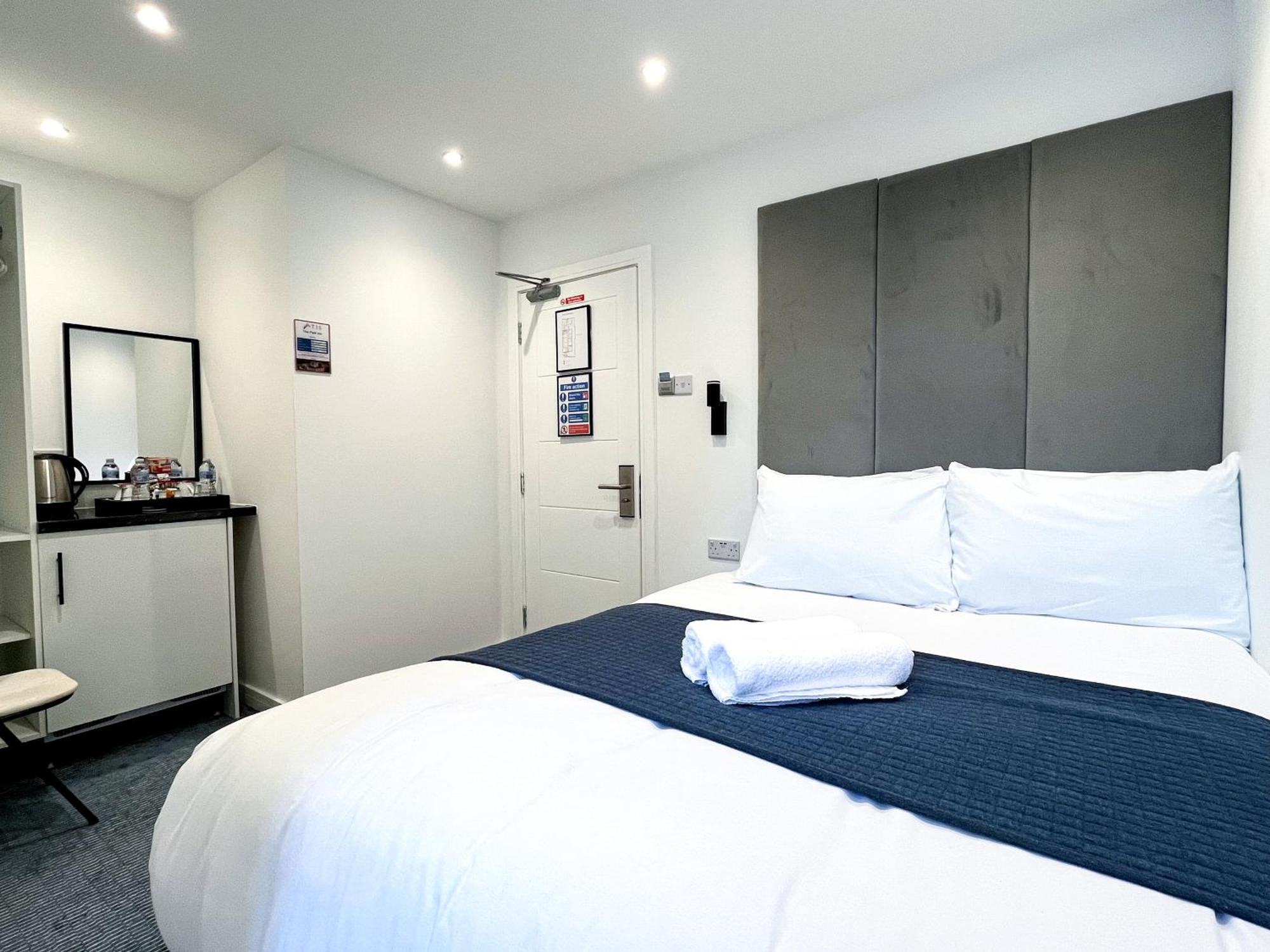 Atis The Park Inn Dover Ngoại thất bức ảnh