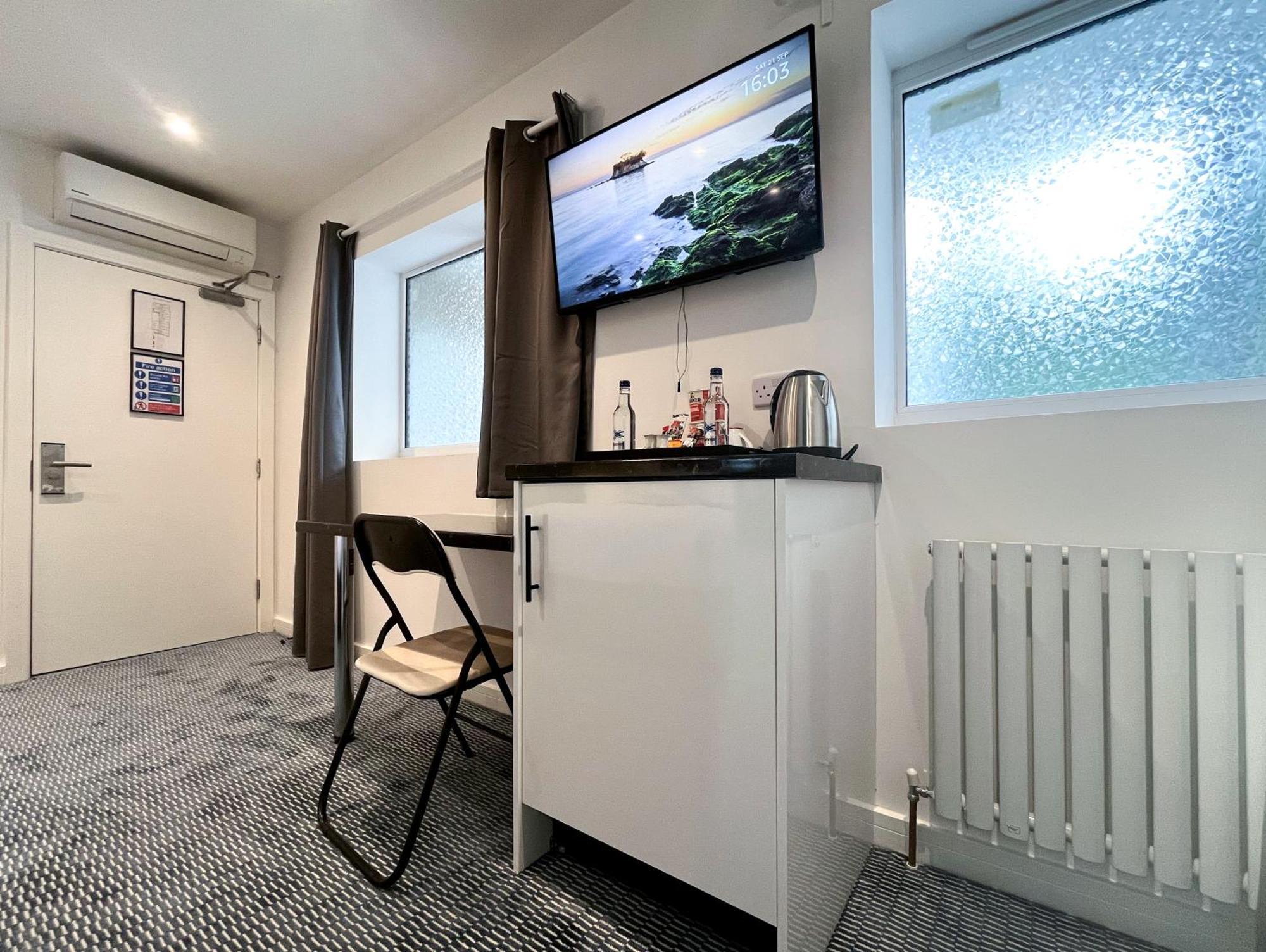 Atis The Park Inn Dover Ngoại thất bức ảnh